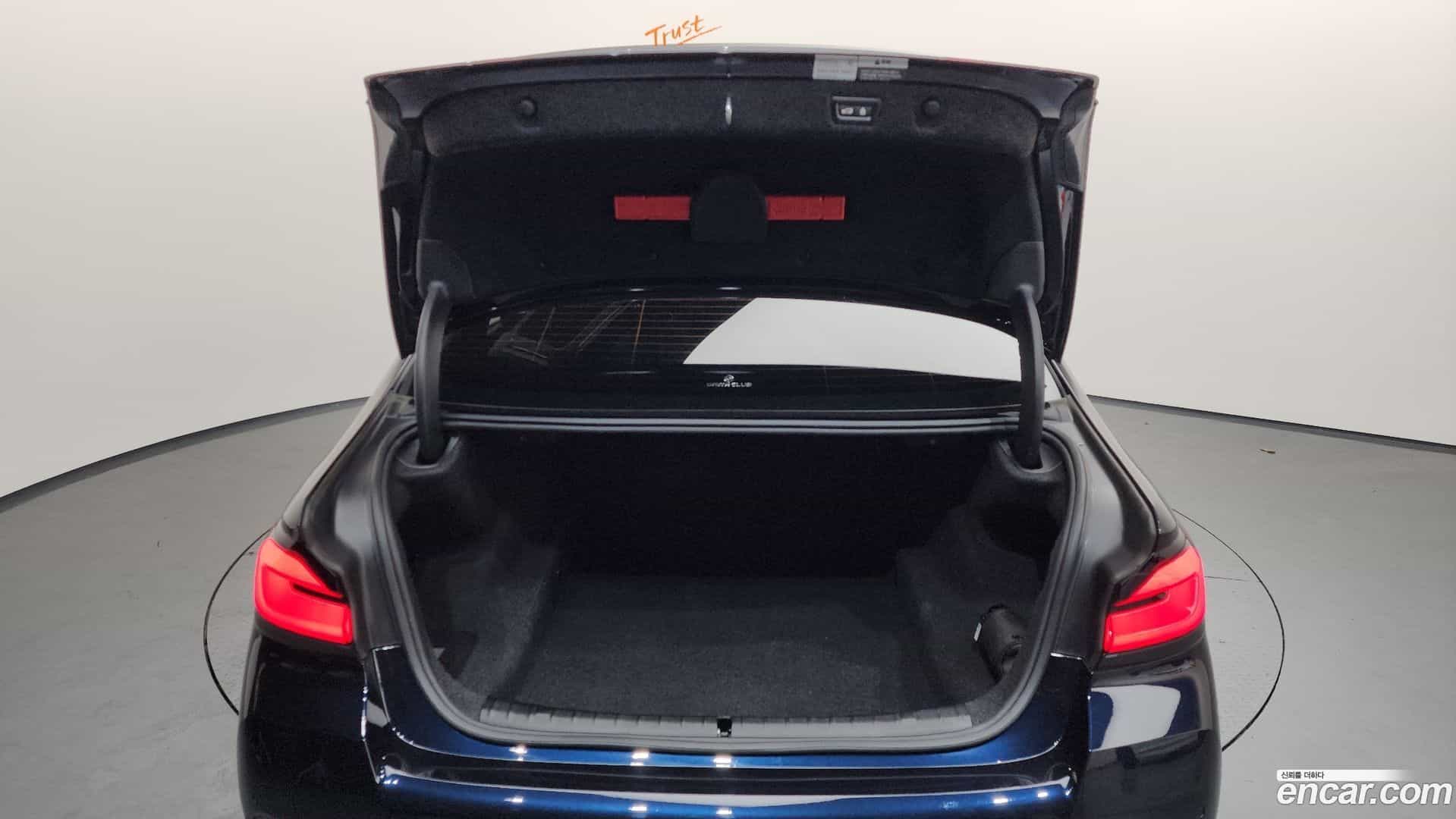 5-Series BMW 2022.6-OPTION-024