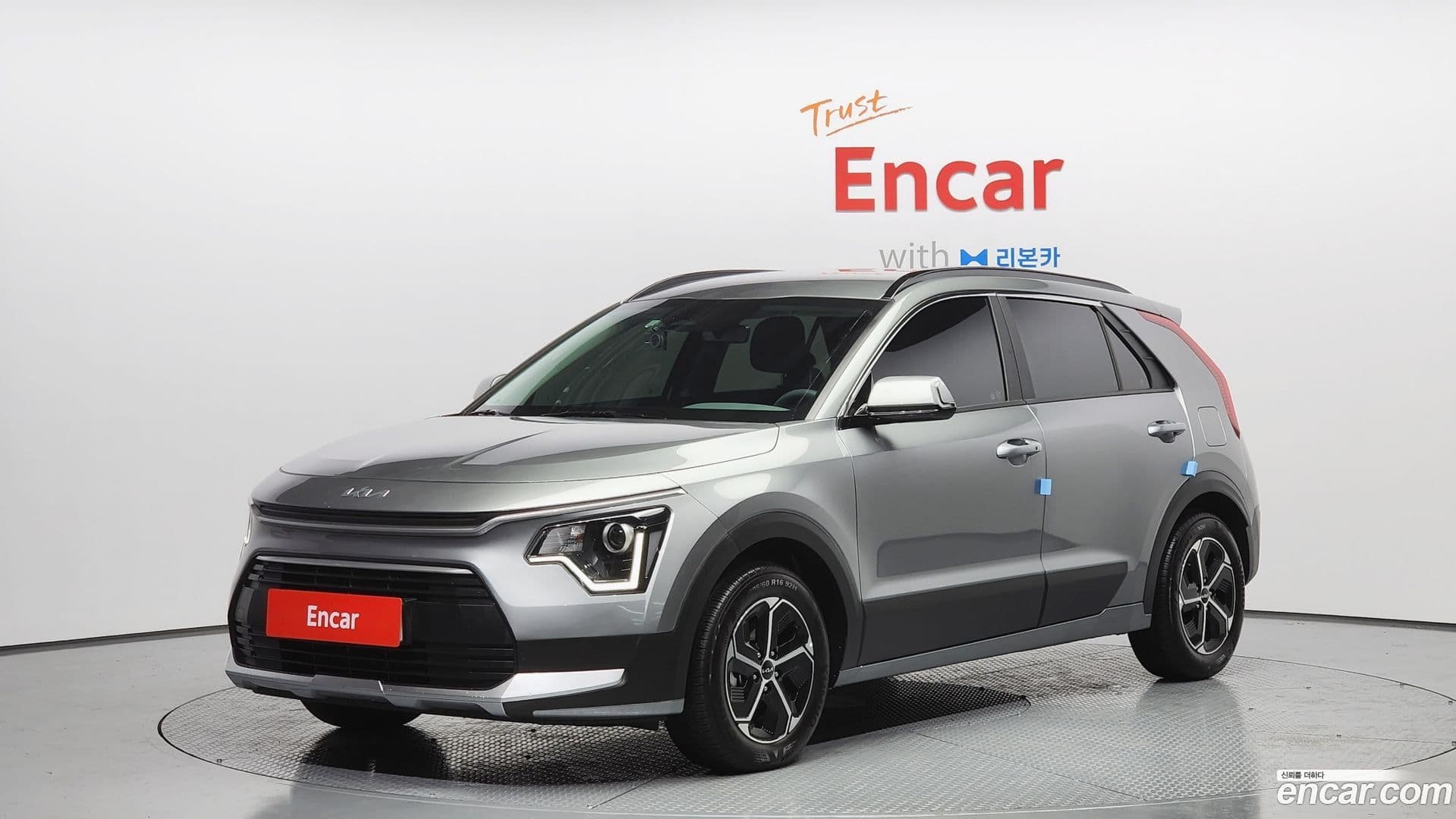 Main__Slider__Photo:Niro Kia 2024.9-0