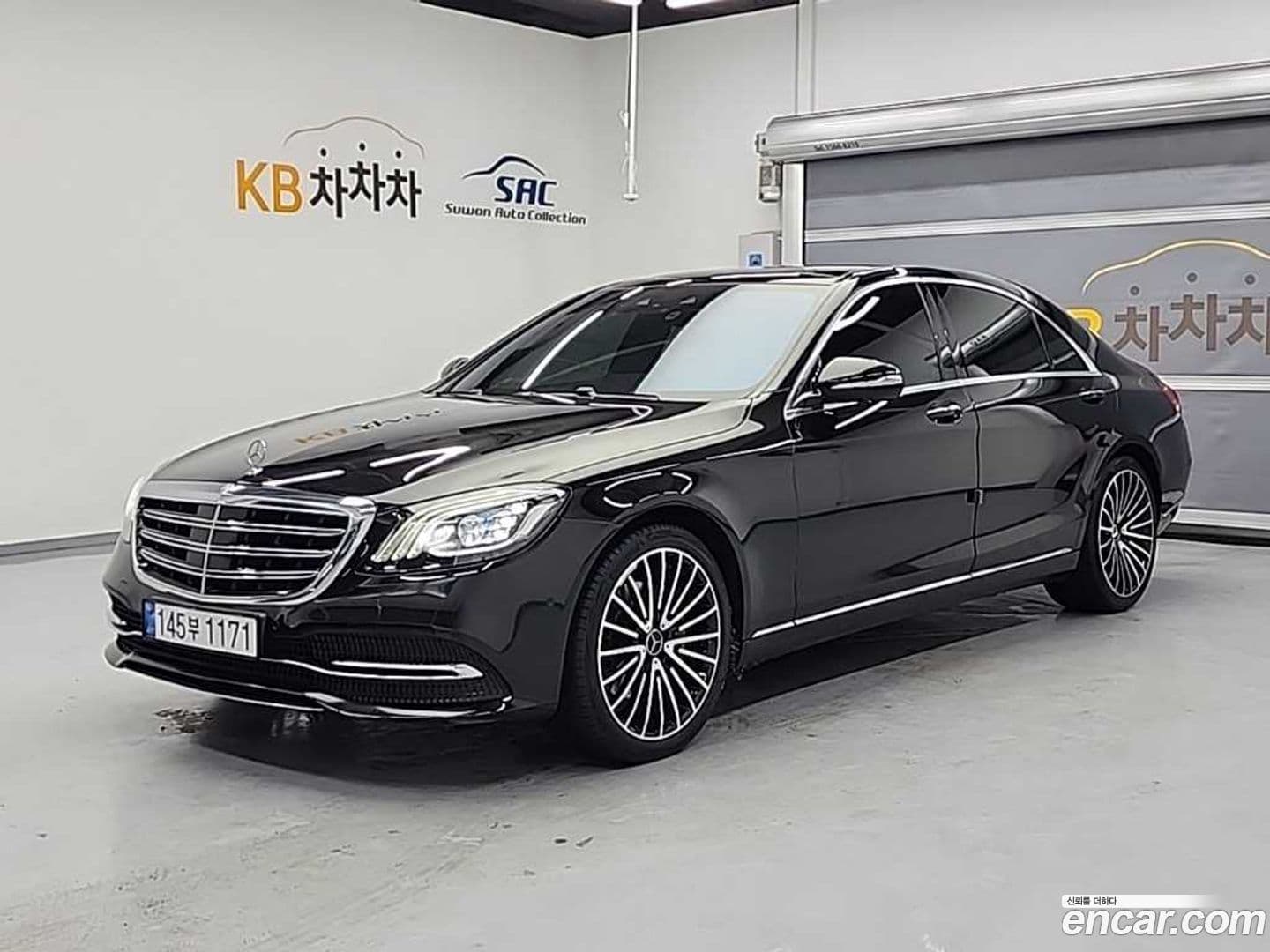 Main__Slider__Photo:S-Class Mercedes-Benz 2019.0-0