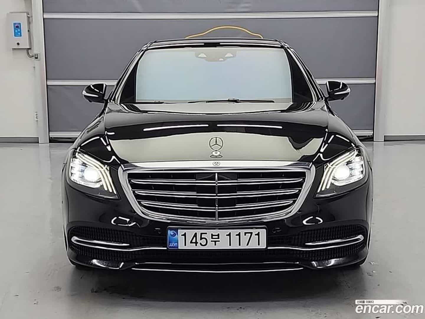 S-Class Mercedes-Benz 2019.0-OUTER-002