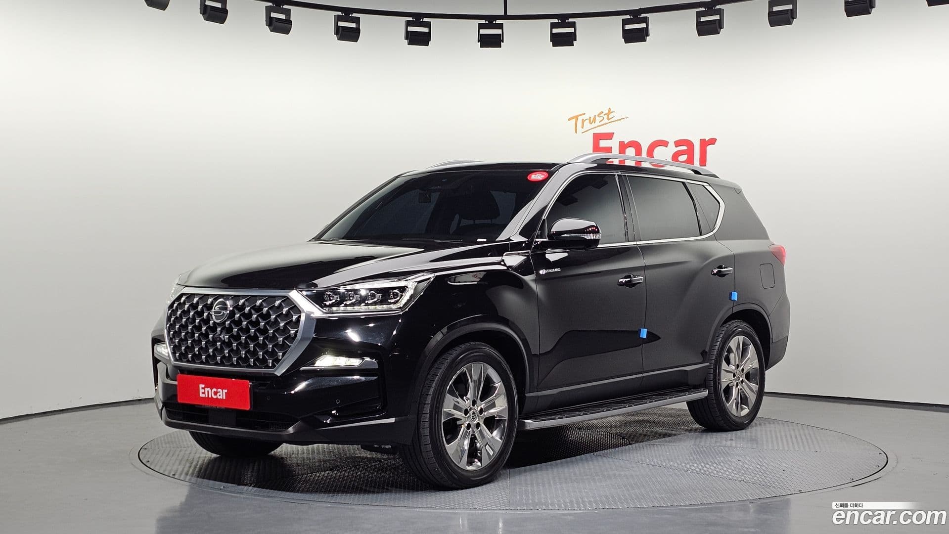 Main__Slider__Photo:Rexton KG Mobility 2021.0-0