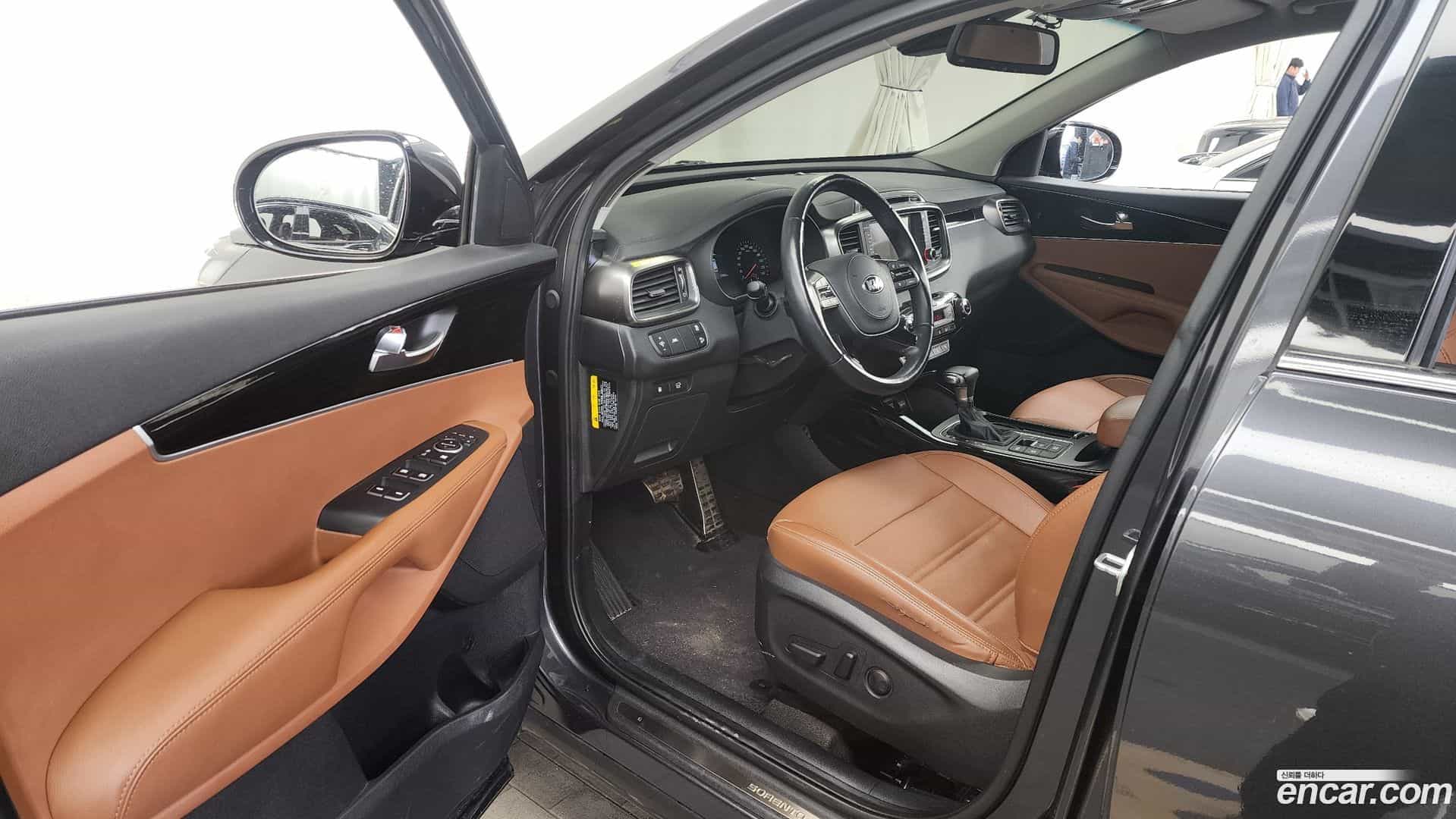 Sorento Kia 2018.6-INNER-010