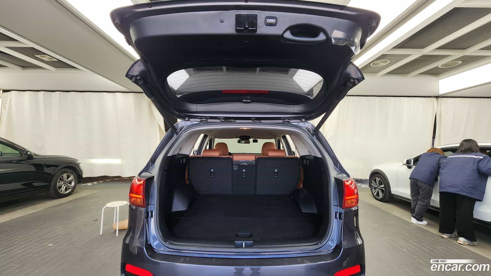 Sorento Kia 2018.6-OPTION-024