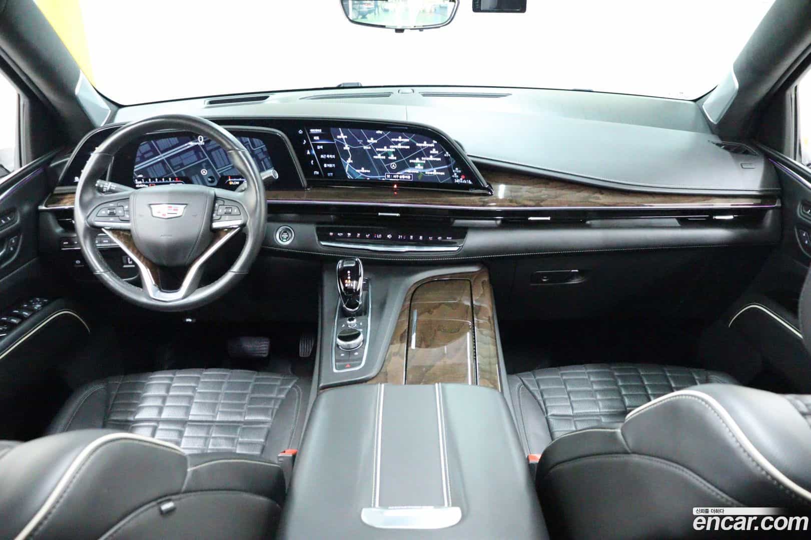 Escalade Cadillac 2022.4-OUTER-005