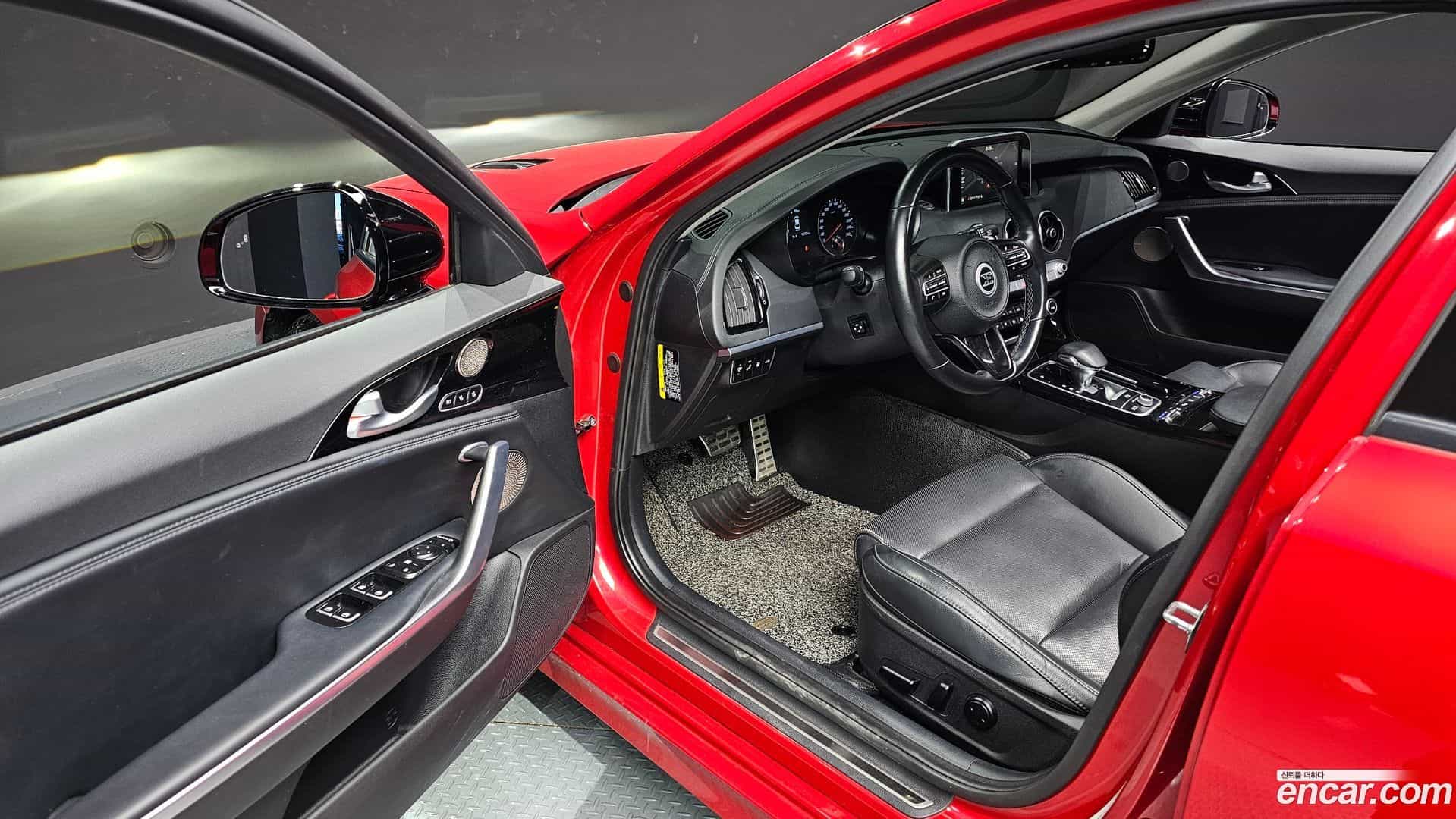 Stinger Kia 2017.8-OPTION-015