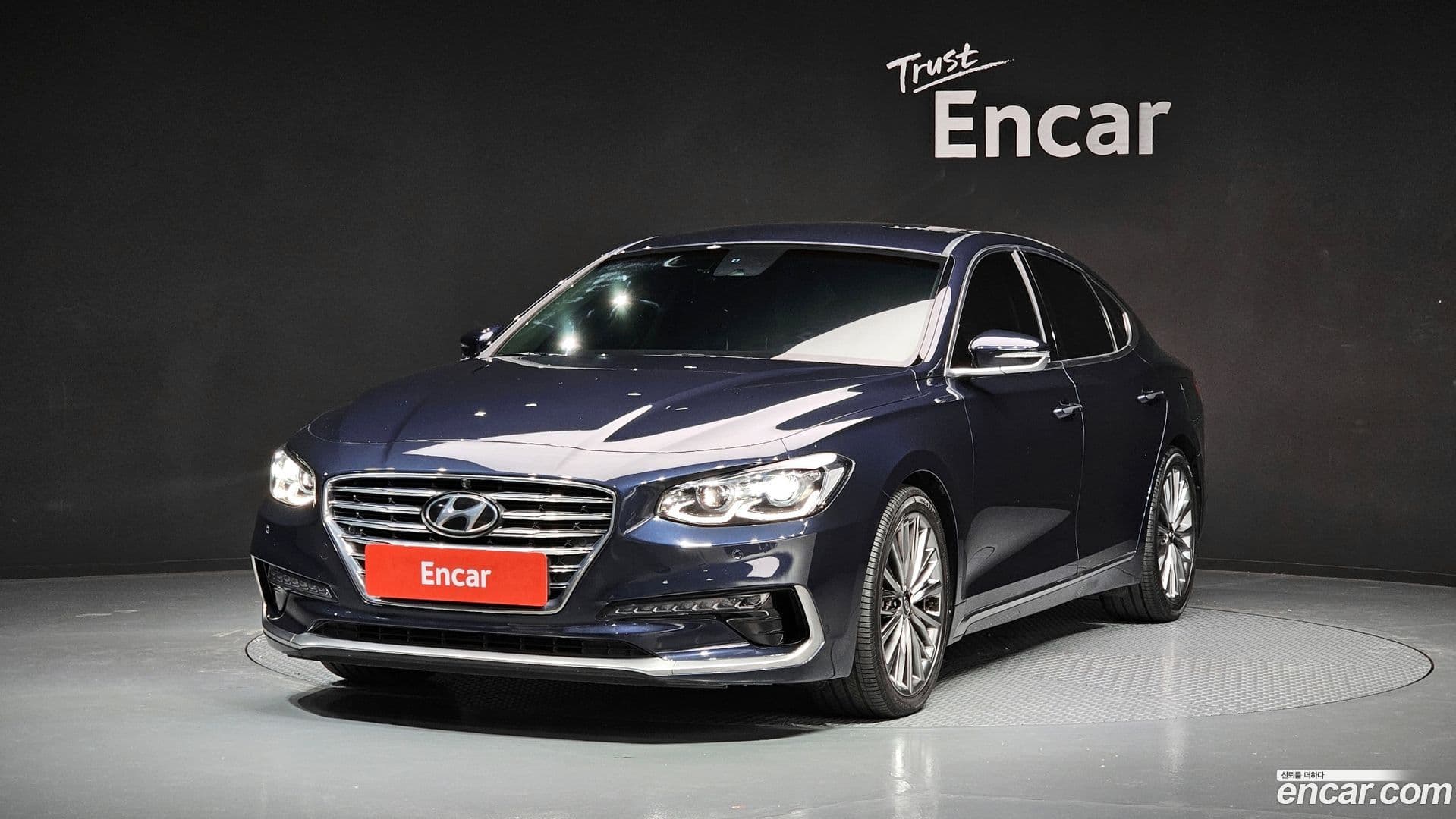 Main__Slider__Photo:Grandeur Hyundai 2016.11-0