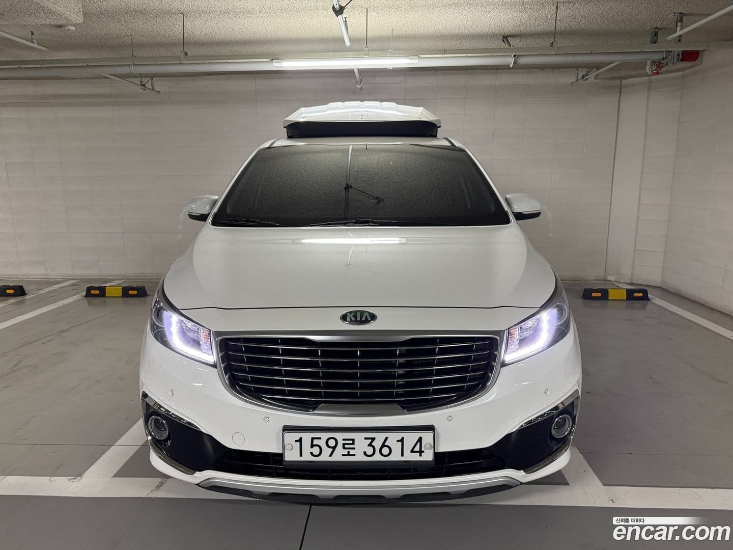 Main__Slider__Photo:Canival Kia 2015.11-0