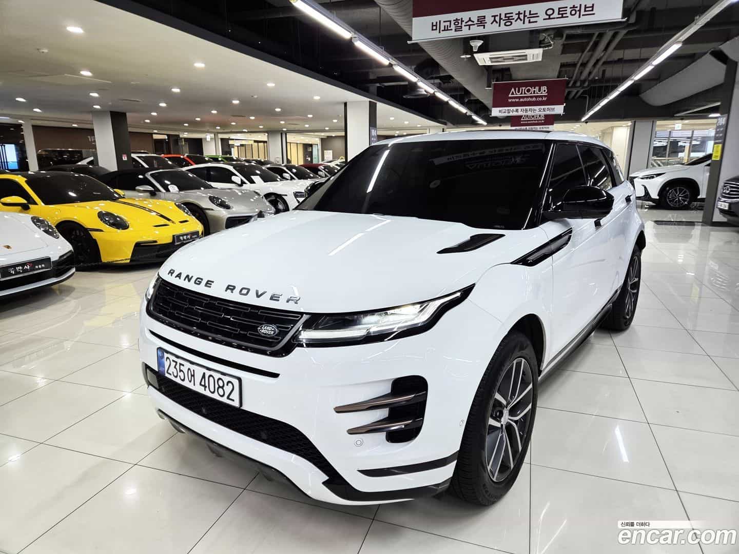 Range Rover Evoque Land Rover 2025.0-OUTER-002