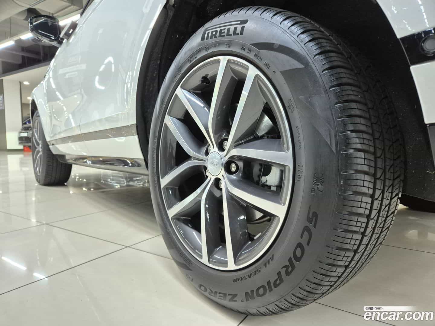 Range Rover Evoque Land Rover 2025.0-OPTION-024