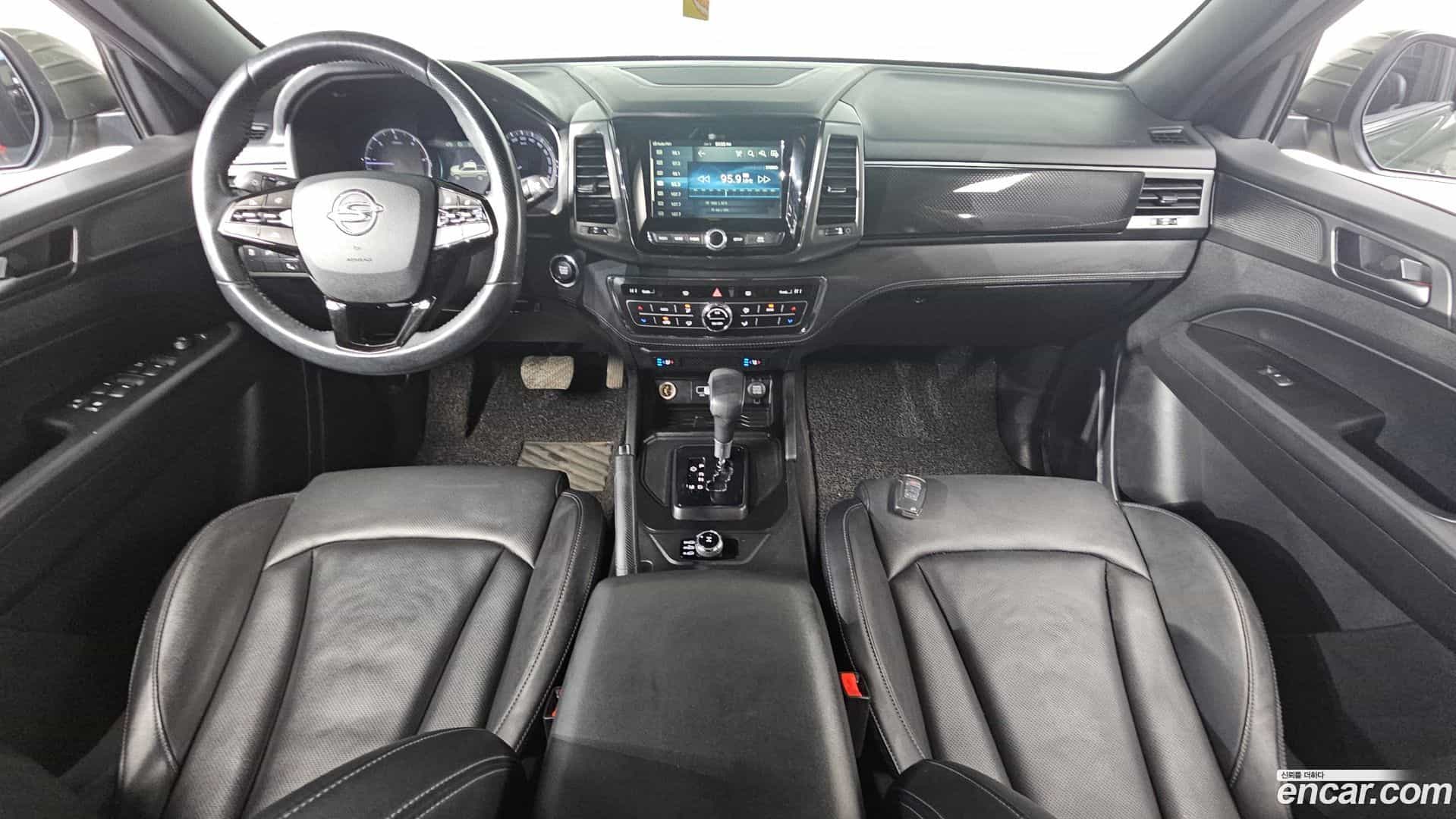 Rexton KG Mobility 2021.4-INNER-007