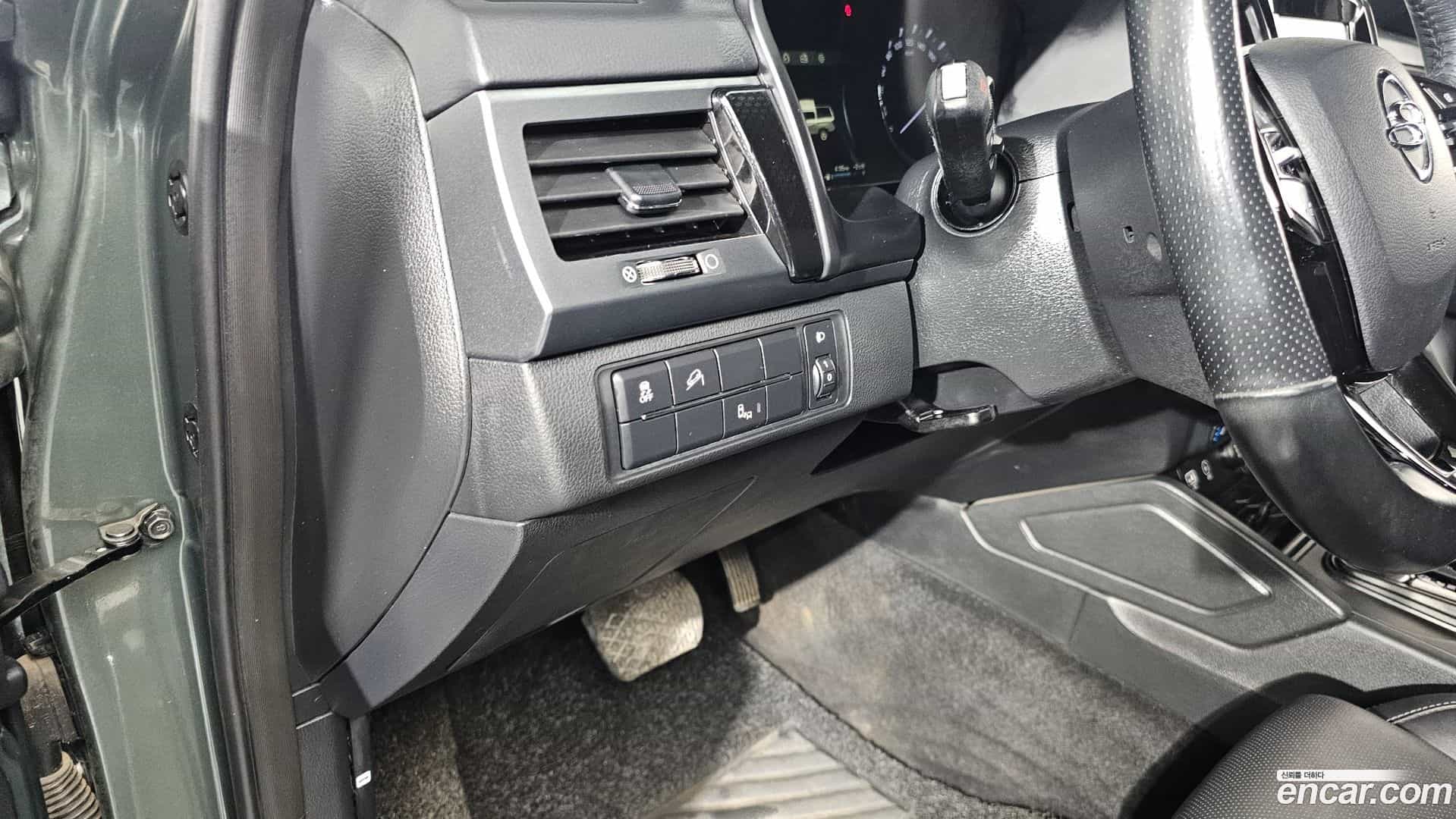 Rexton KG Mobility 2021.4-OPTION-018