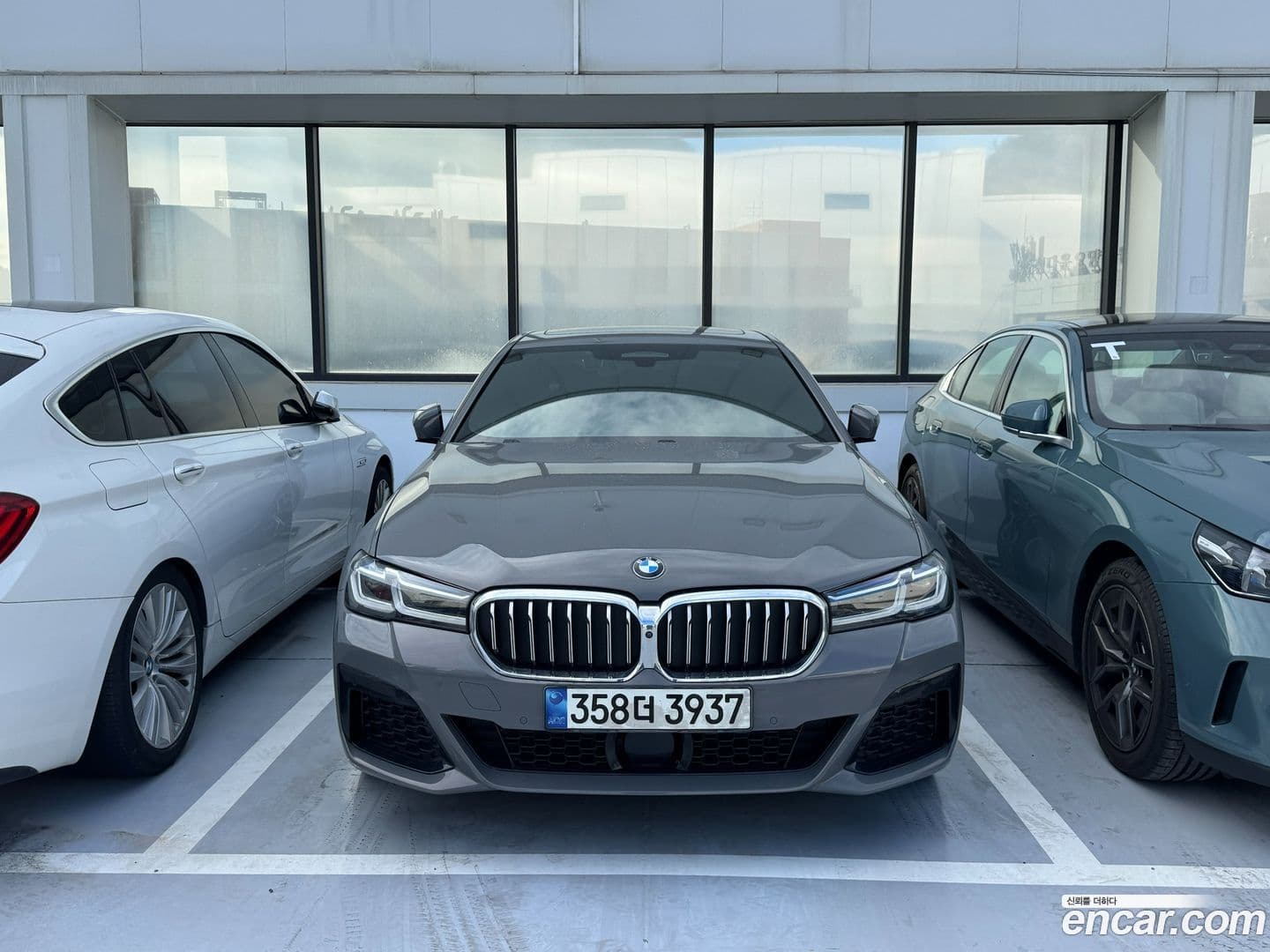 Main__Slider__Photo:5-Series BMW 2021.5-0