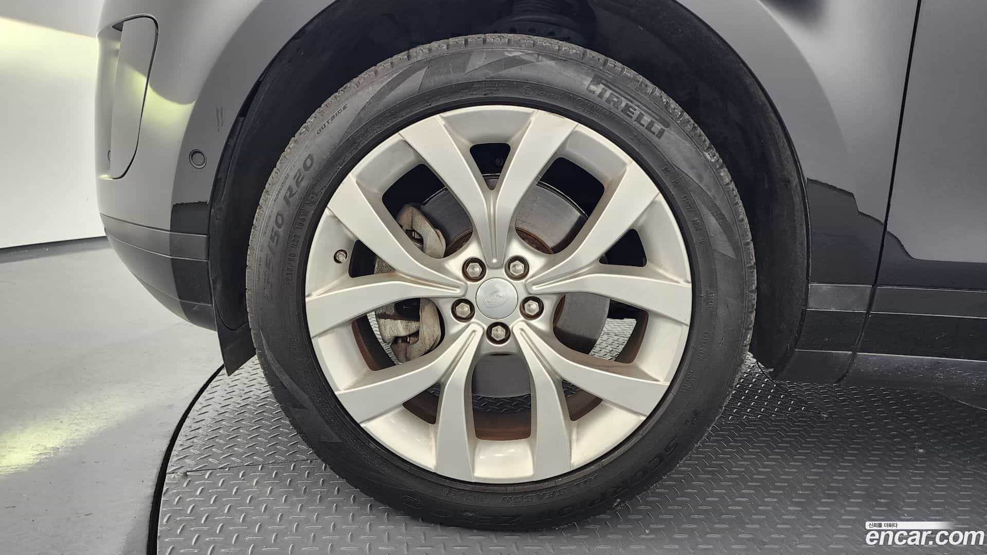 Range Rover Evoque Land Rover 2020.1-OUTER-005