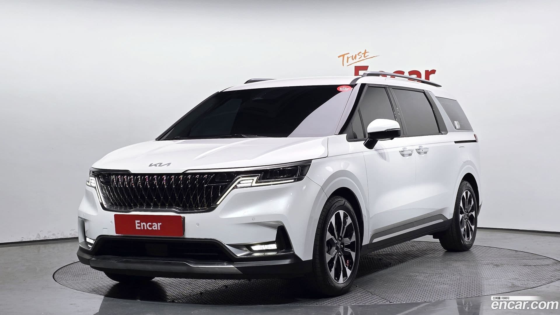 Main__Slider__Photo:Canival Kia 2022.10-0