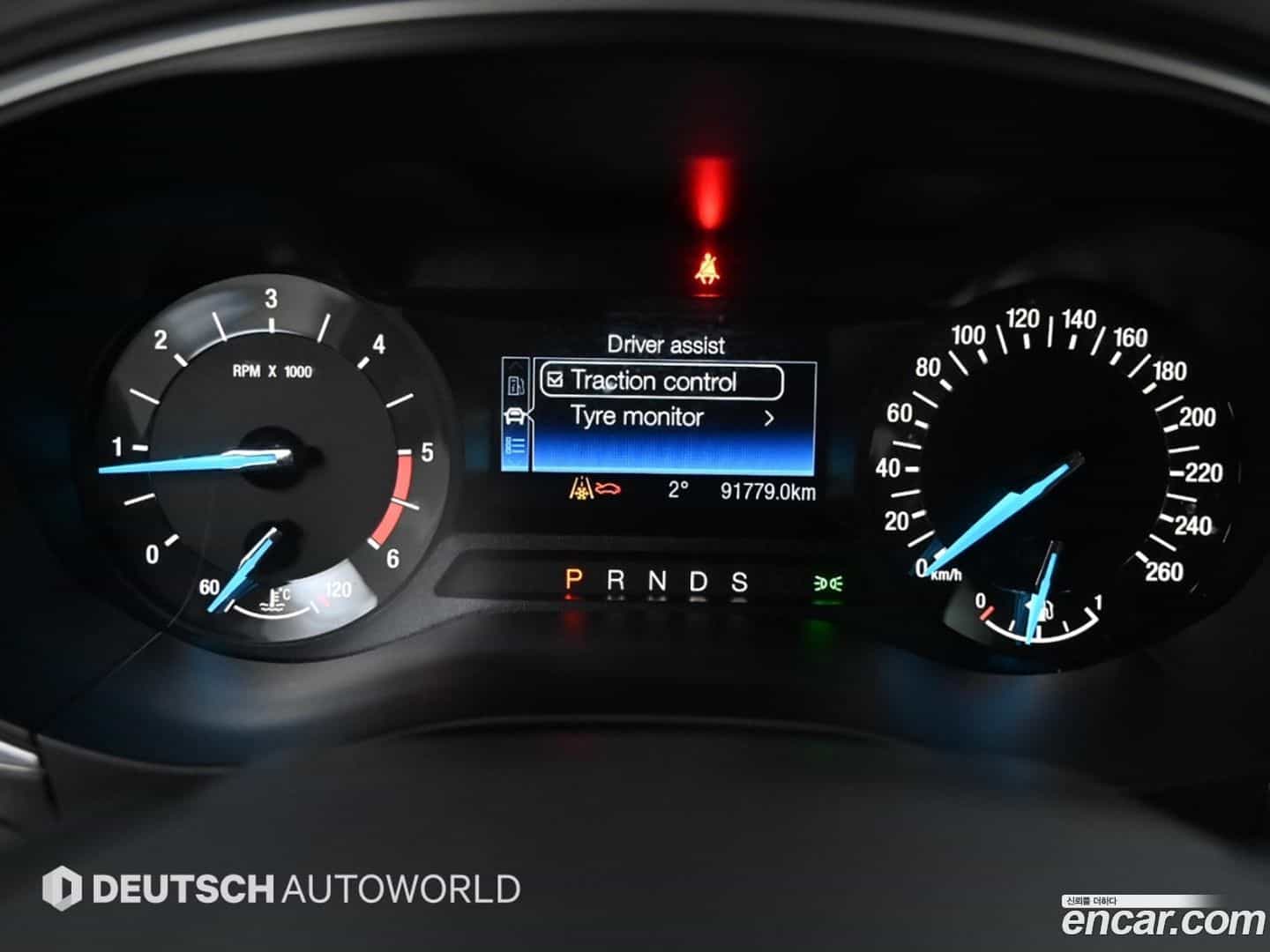 Mondeo Ford 2019.10-INNER-008