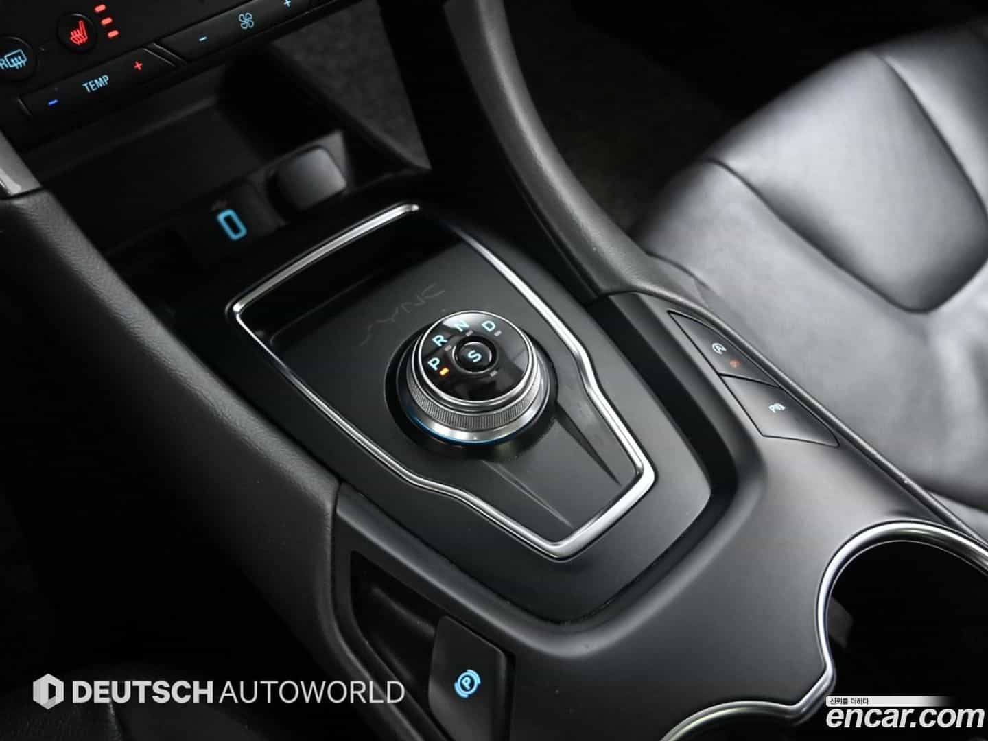 Mondeo Ford 2019.10-INNER-009
