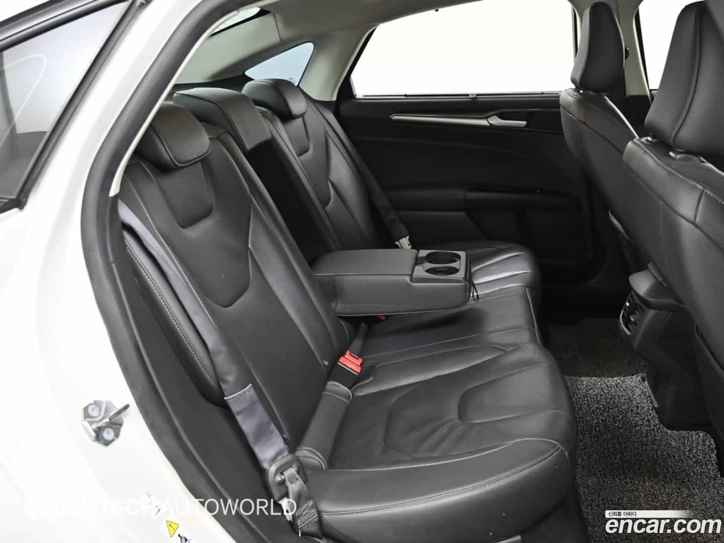 Mondeo Ford 2019.10-OPTION-016