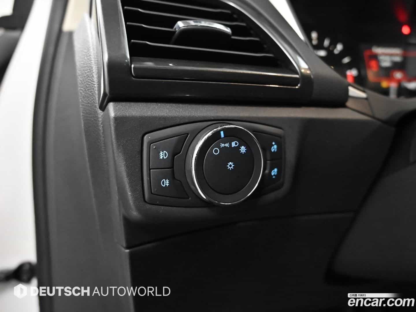 Mondeo Ford 2019.10-OPTION-021