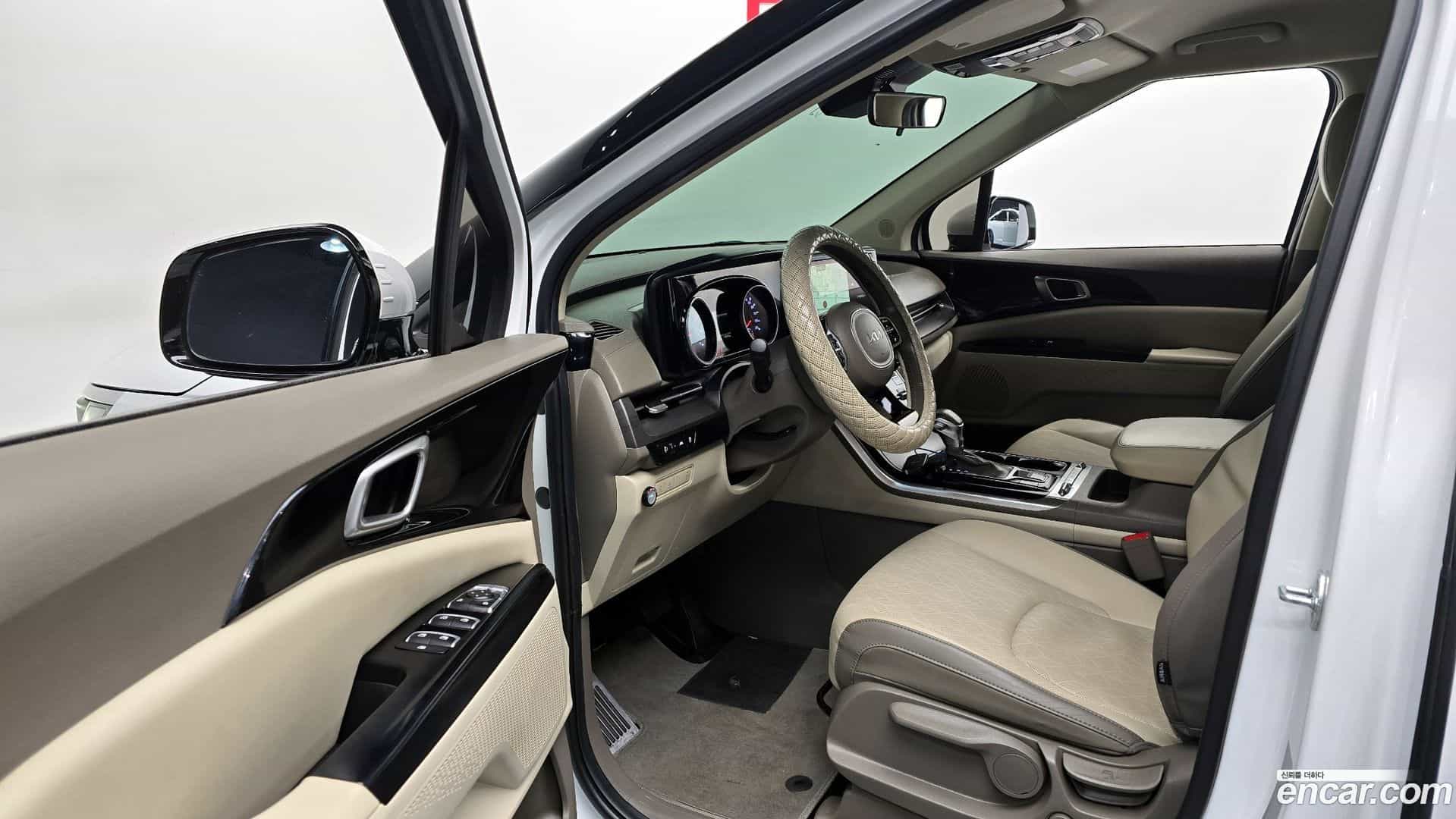 Canival Kia 2022.6-OPTION-015