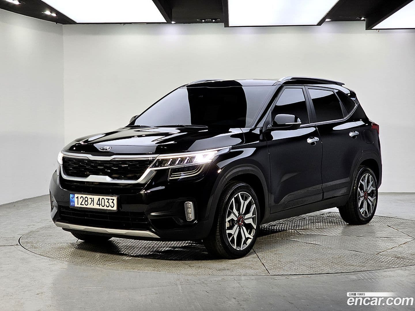 Main__Slider__Photo:Seltos Kia 2020.8-0