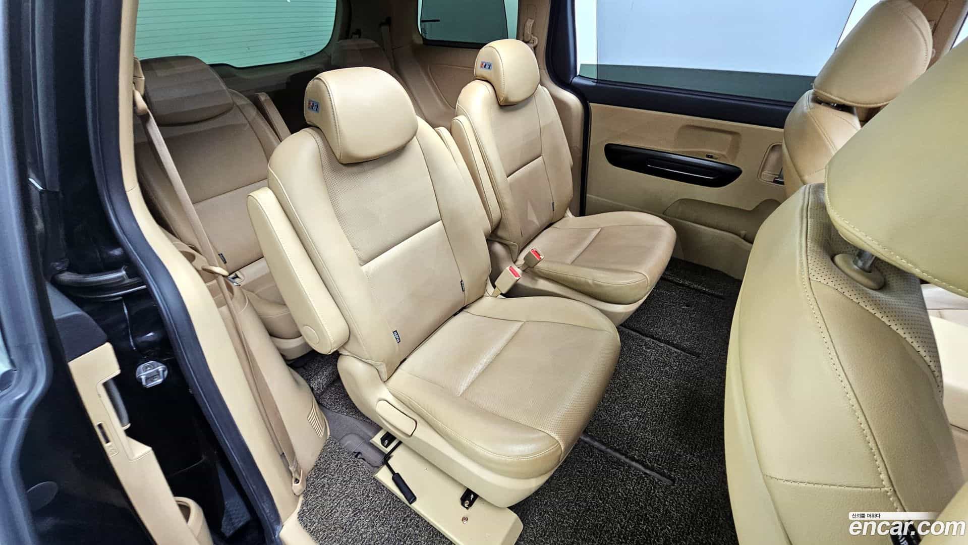 Canival Kia 2015.8-OPTION-016