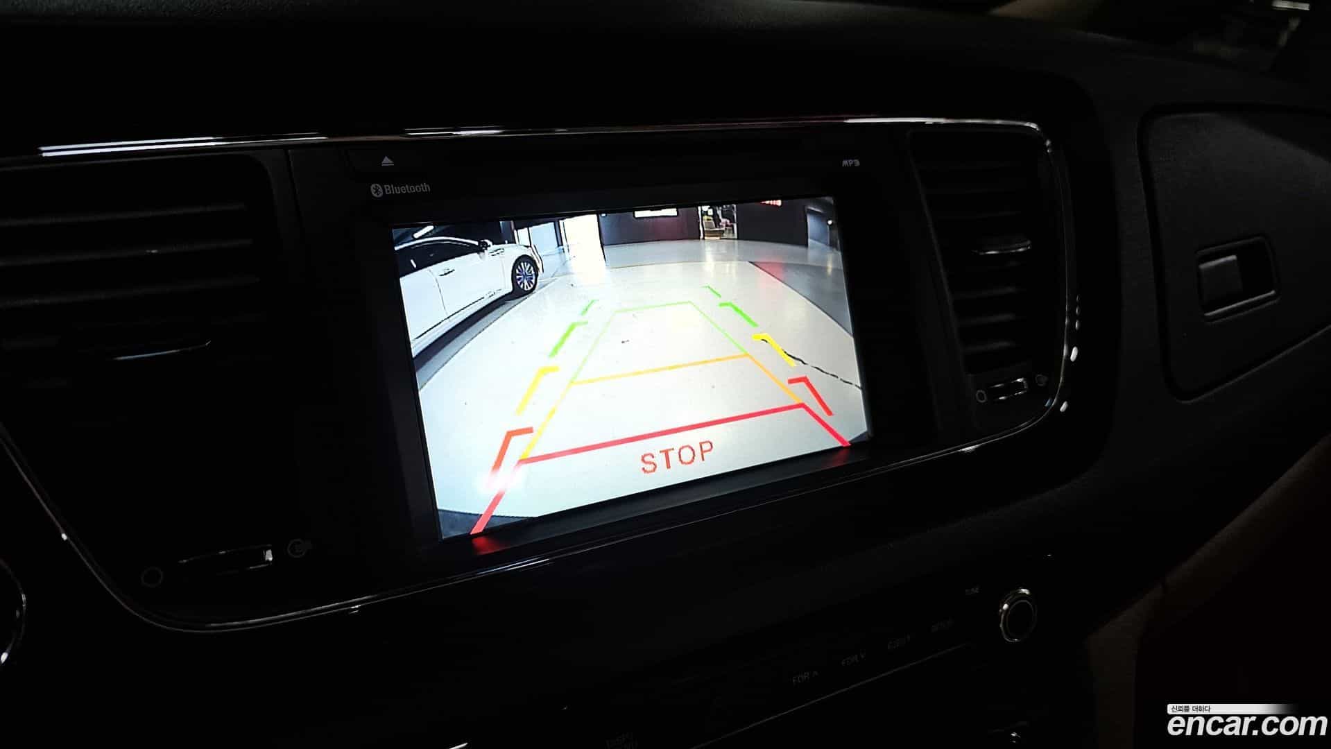 Canival Kia 2015.8-OPTION-020
