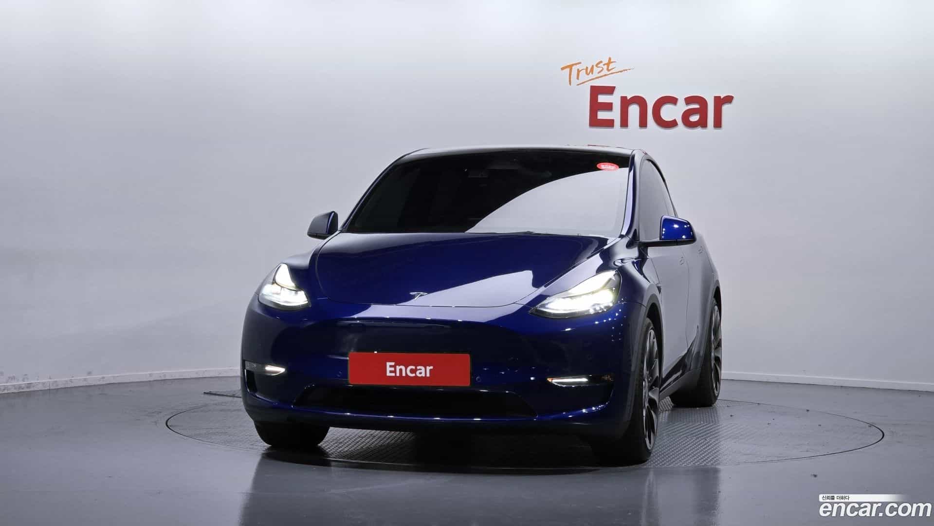 Model Y Tesla 2022.8-OUTER-003