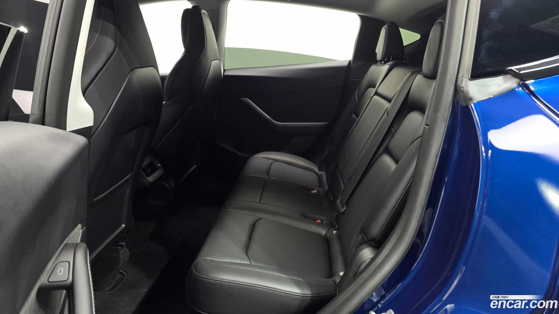 Model Y Tesla 2022.8-OPTION-015