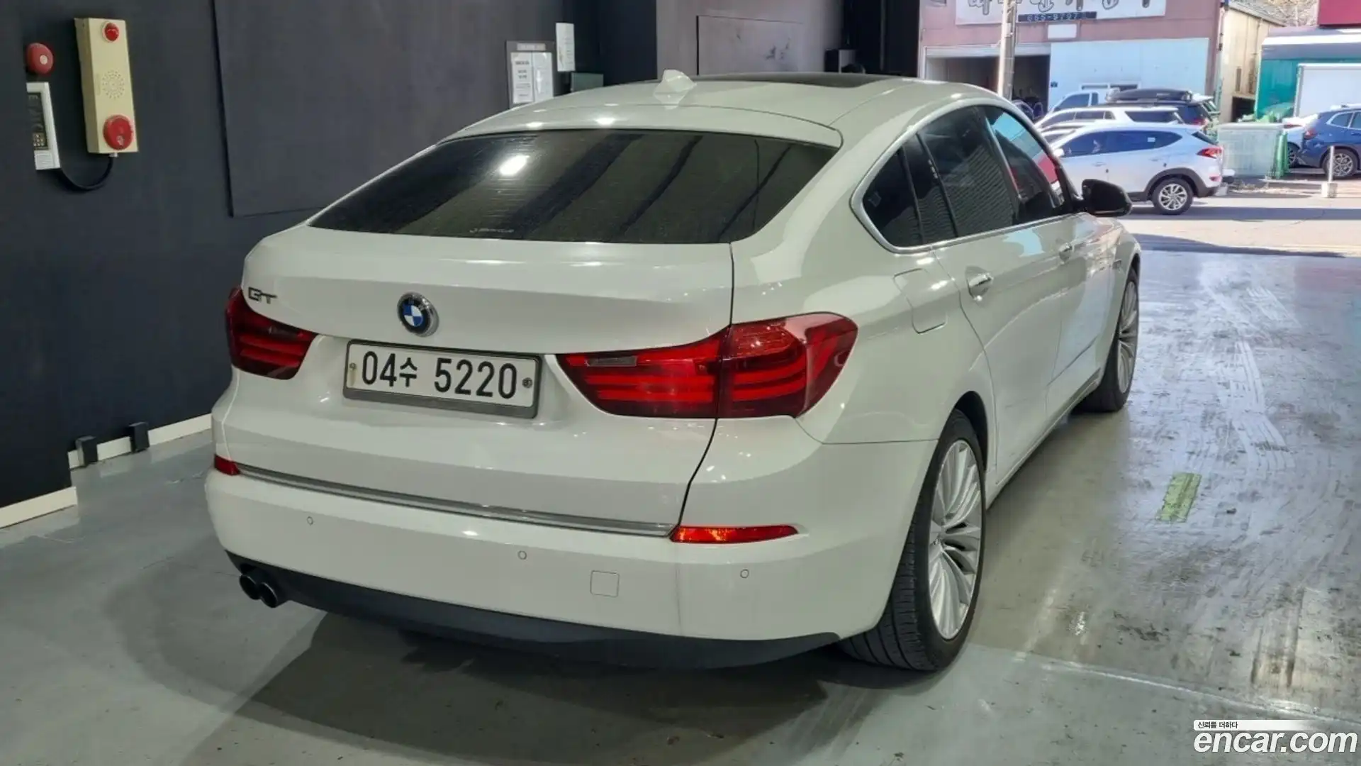 Gran Turismo BMW 2017.2-OUTER-002