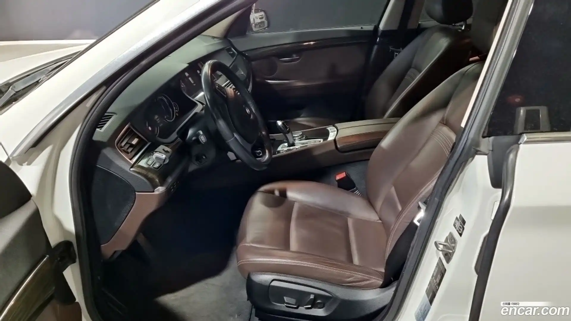 Gran Turismo BMW 2017.2-INNER-007