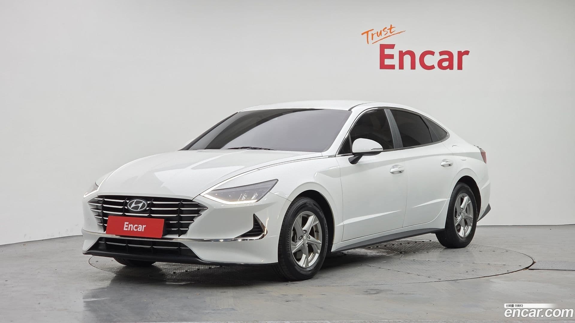 Main__Slider__Photo:Sonata Hyundai 2020.3-0