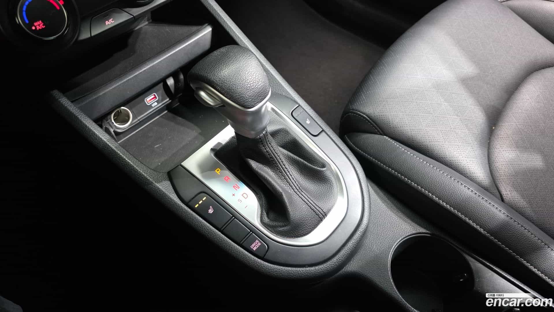 K3 Kia 2021.11-INNER-009