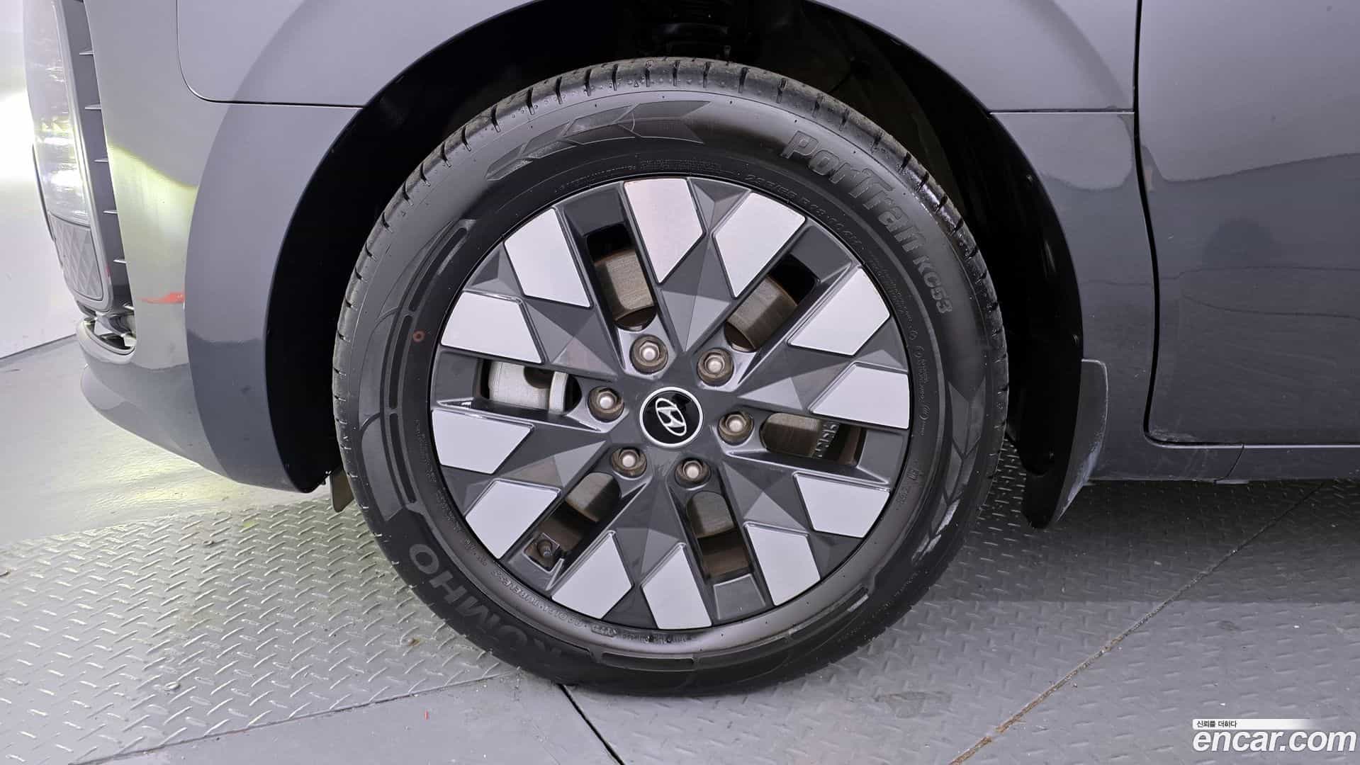 Staria Hyundai 2021.10-OUTER-005