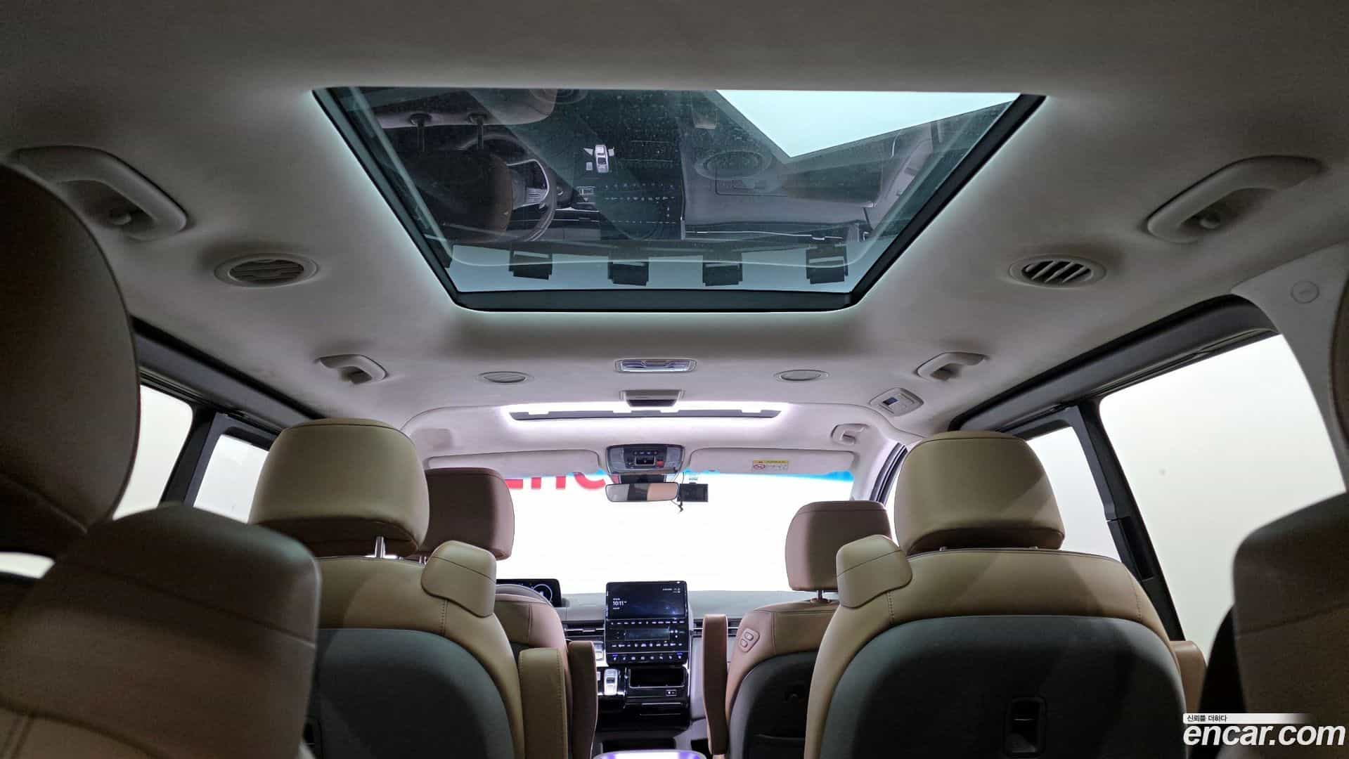 Staria Hyundai 2021.10-OPTION-023