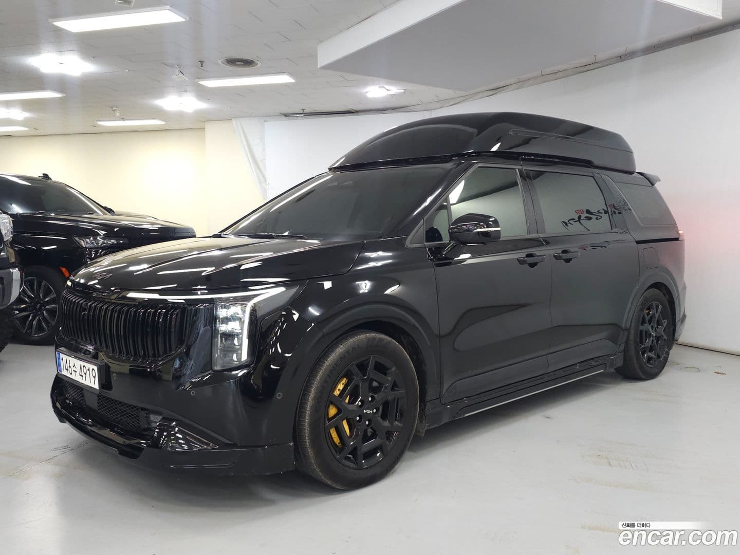 Main__Slider__Photo:Canival Kia 2024.1-0