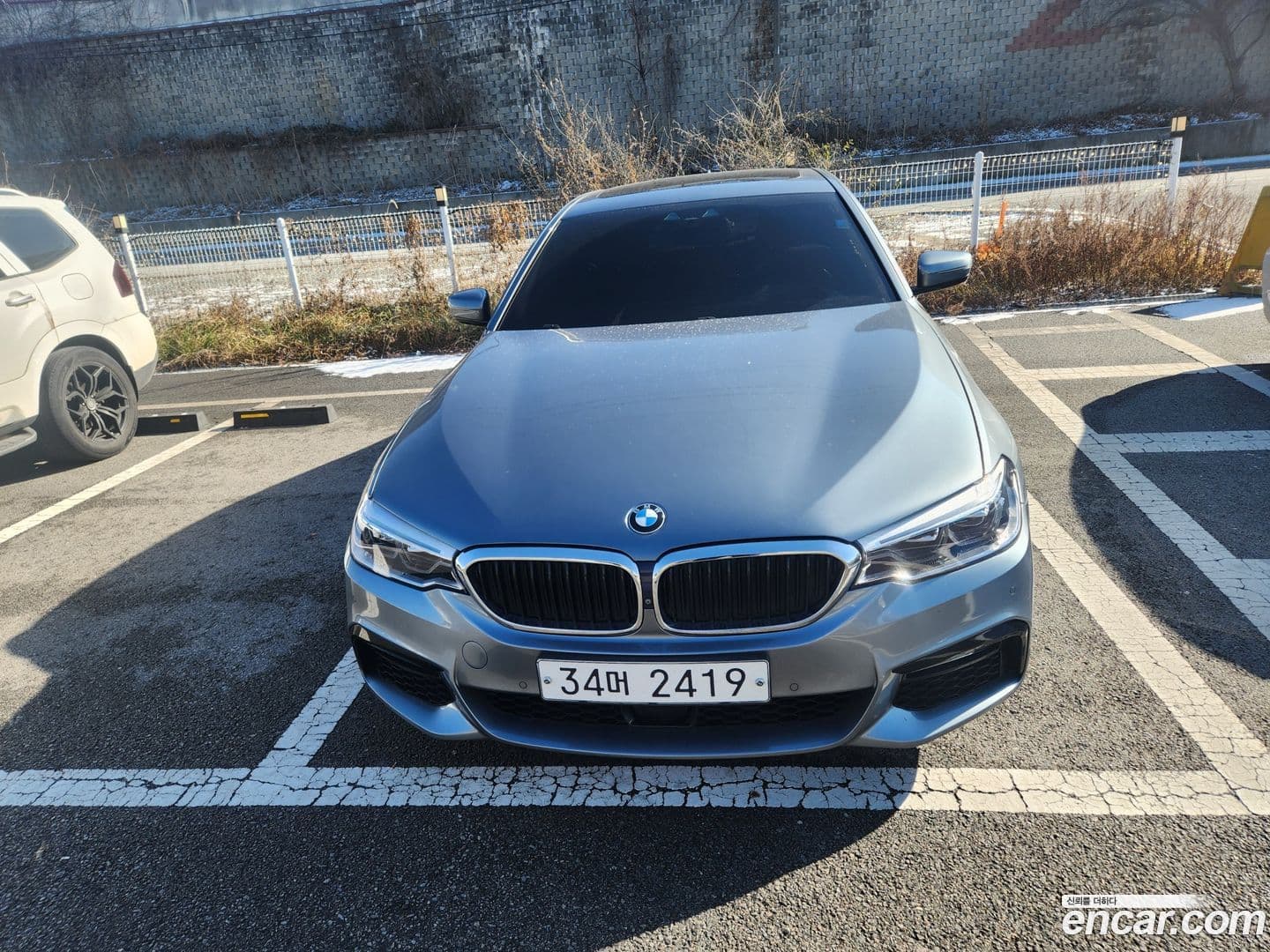 Main__Slider__Photo:5-Series BMW 2017.9-0