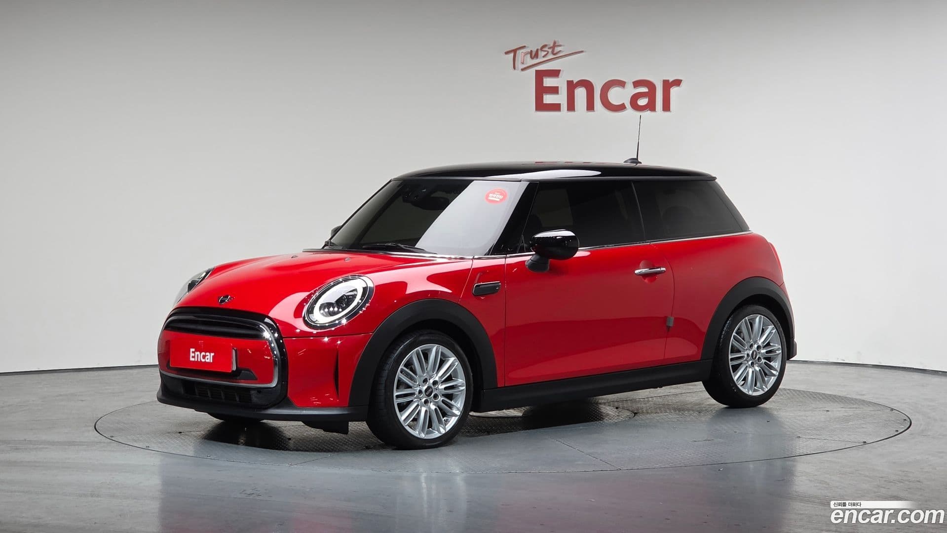 Main__Slider__Photo:Cooper Mini 2023.2-0