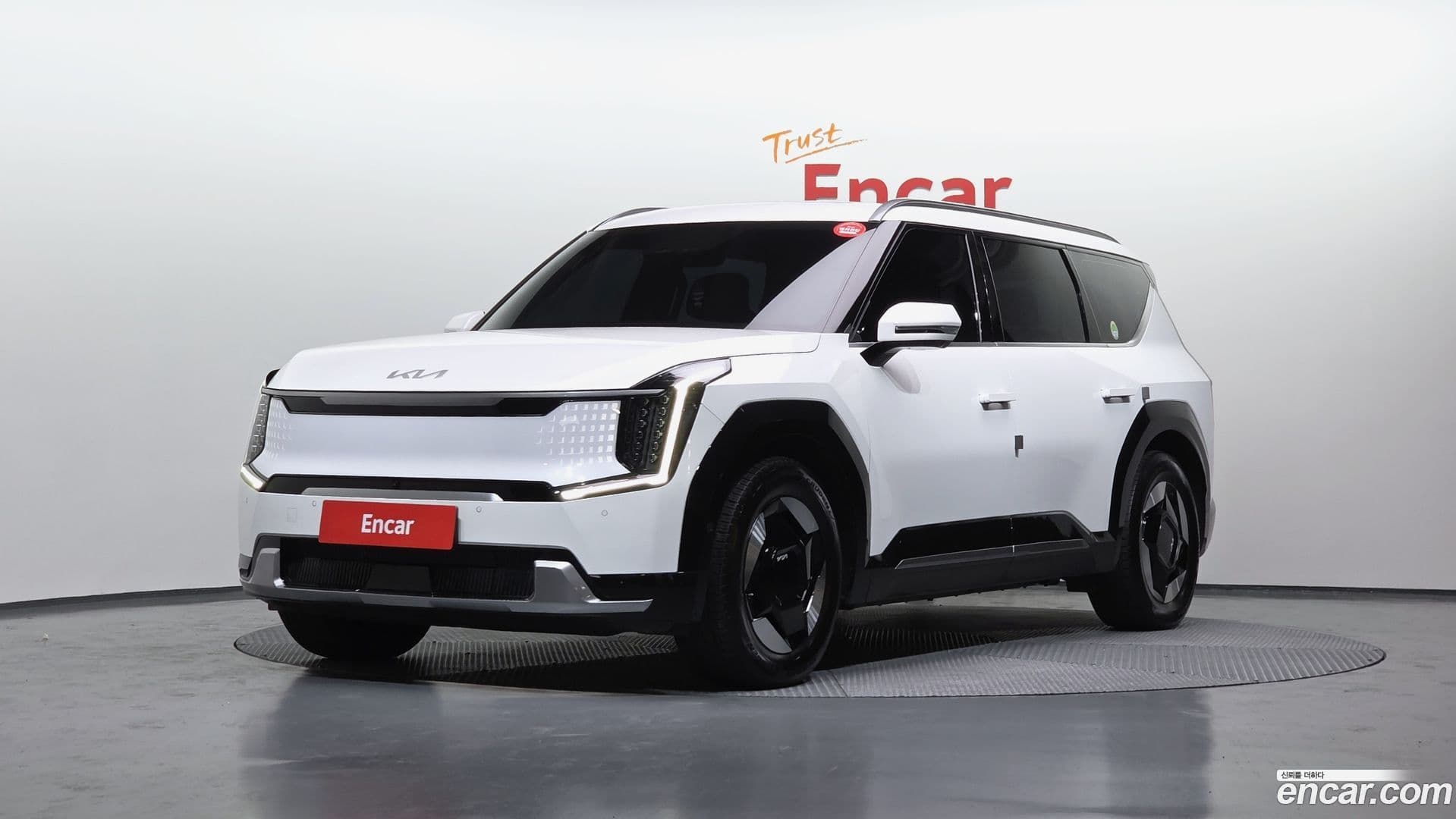 Main__Slider__Photo:EV9 Kia 2023.7-0