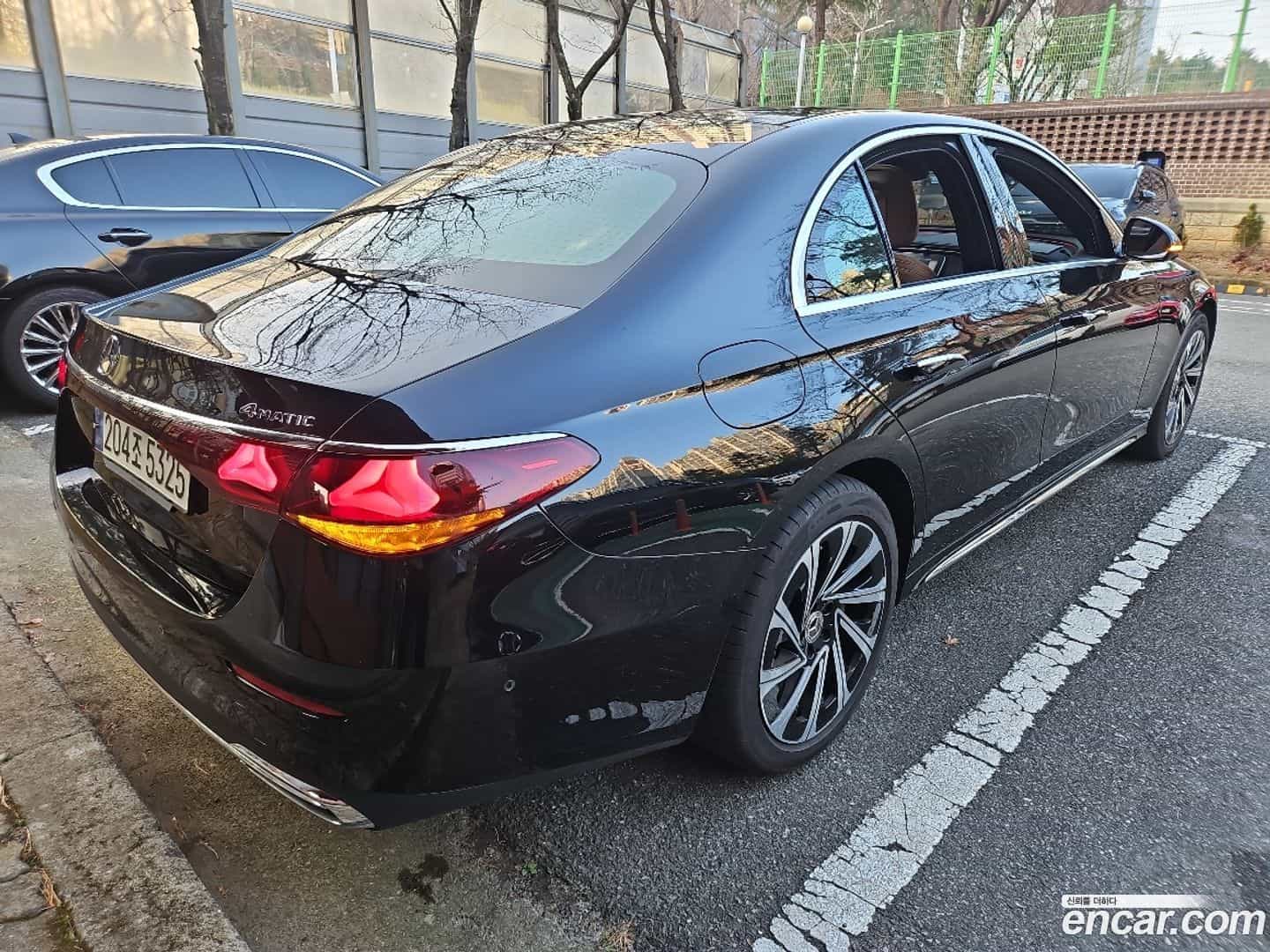 E-Class Mercedes-Benz 2025.2-OUTER-006