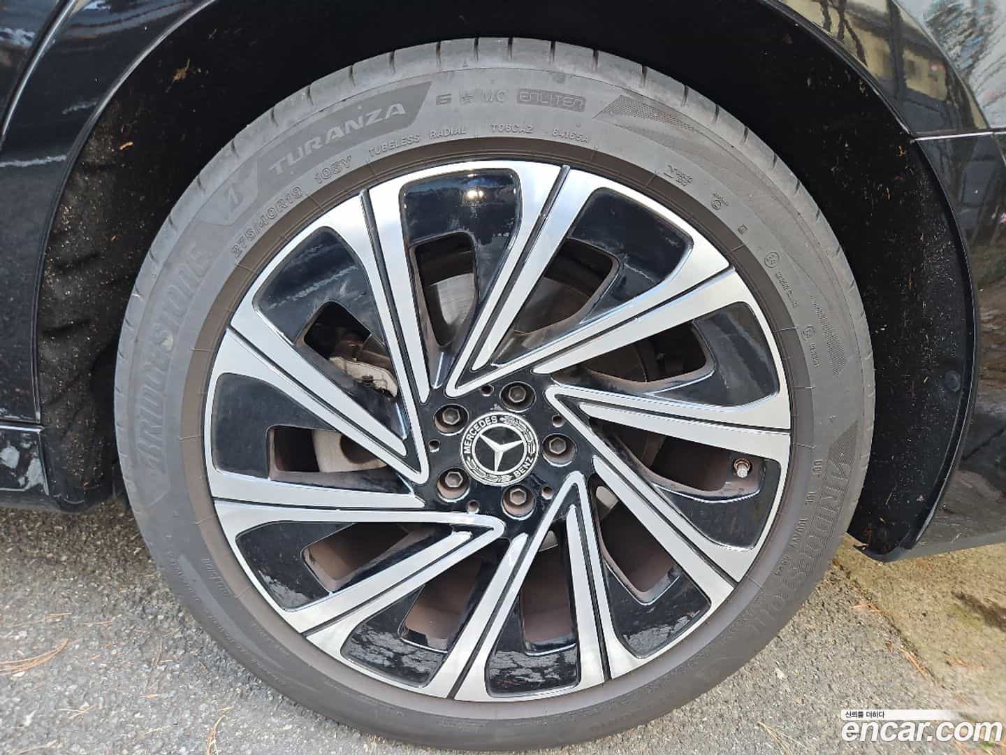 E-Class Mercedes-Benz 2025.2-OPTION-016