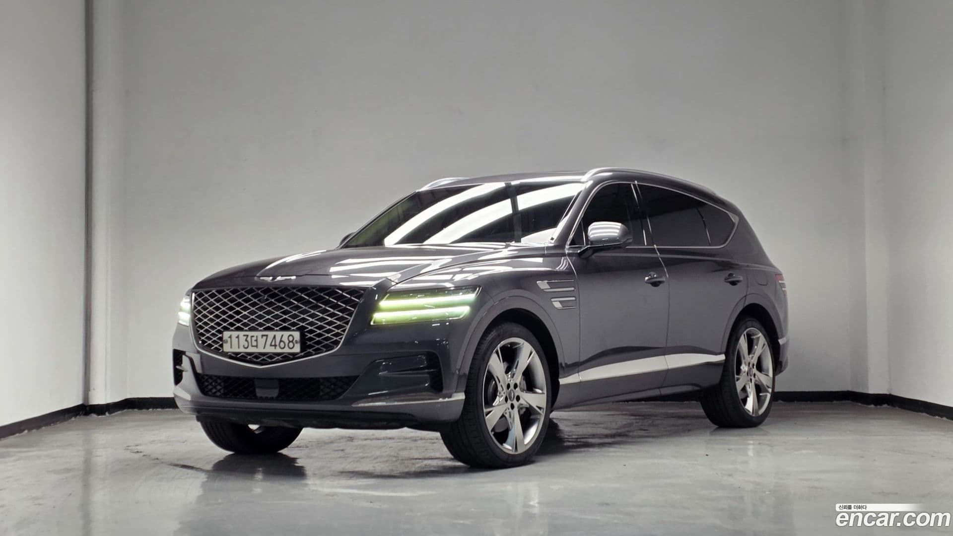 Main__Slider__Photo:GV80 Genesis 2020.3-0