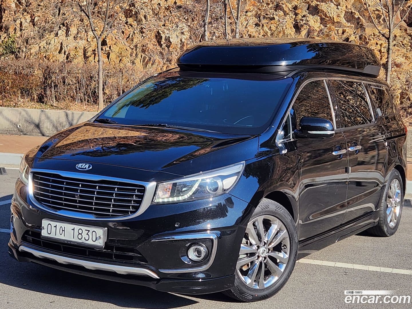 Main__Slider__Photo:Canival Kia 2017.9-0