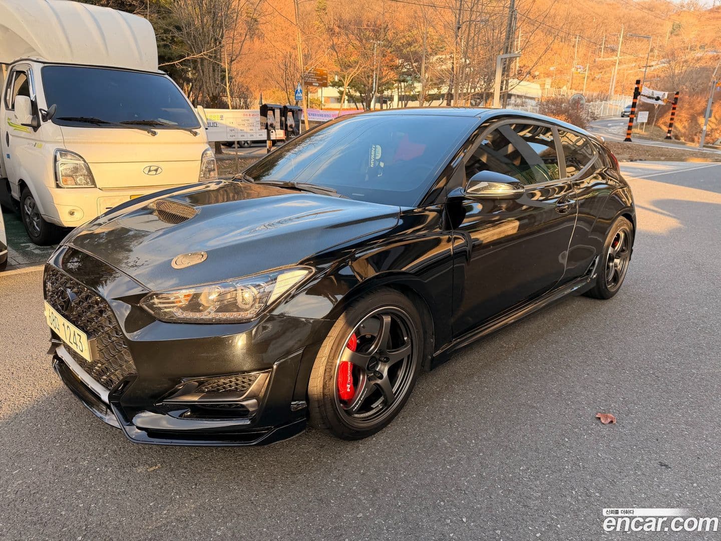 Main__Slider__Photo:Veloster Hyundai 2019.6-0