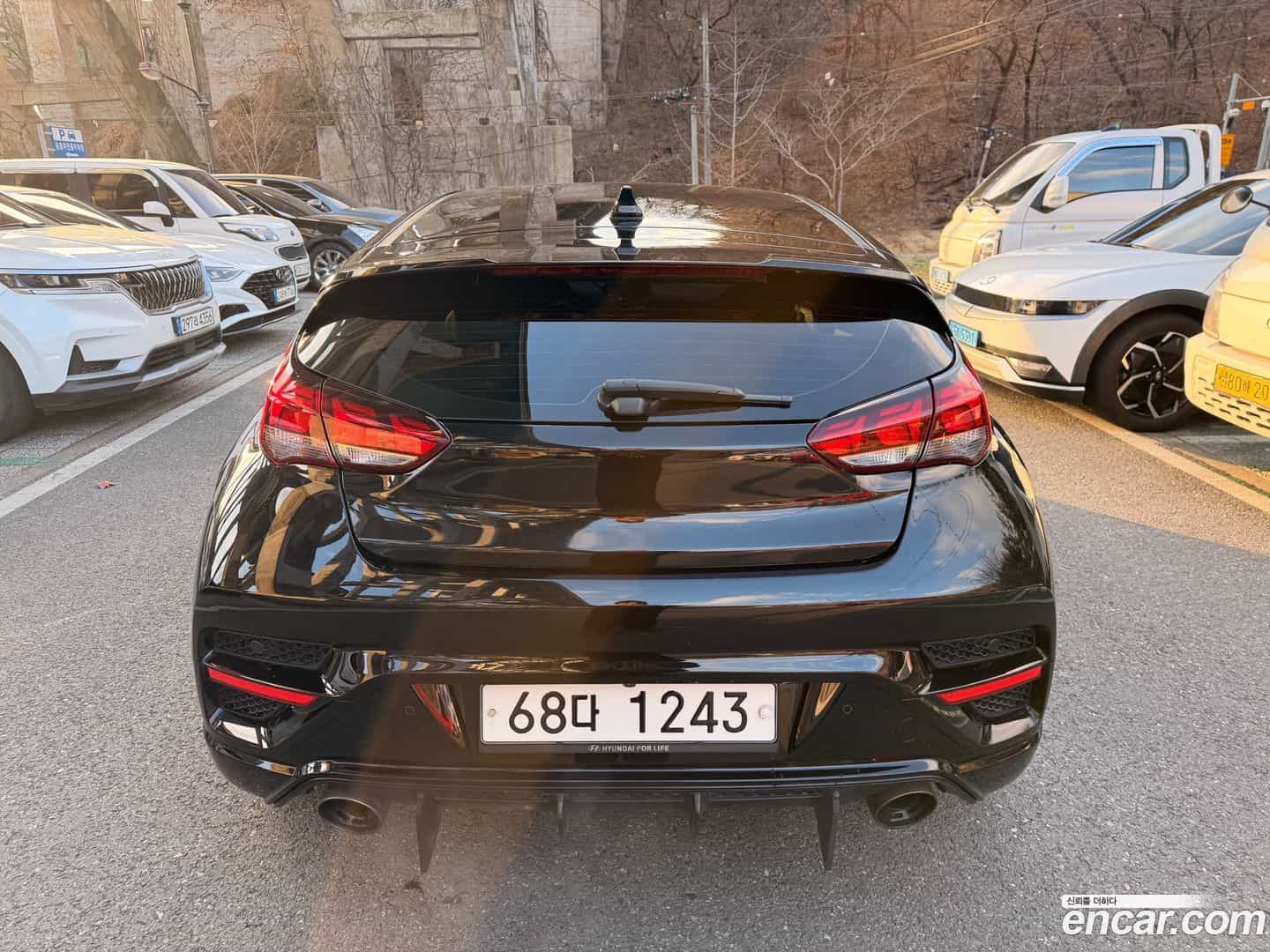 Veloster Hyundai 2019.6-OUTER-005