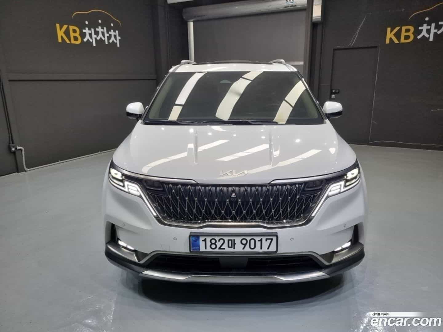 Canival Kia 2023.10-OUTER-002