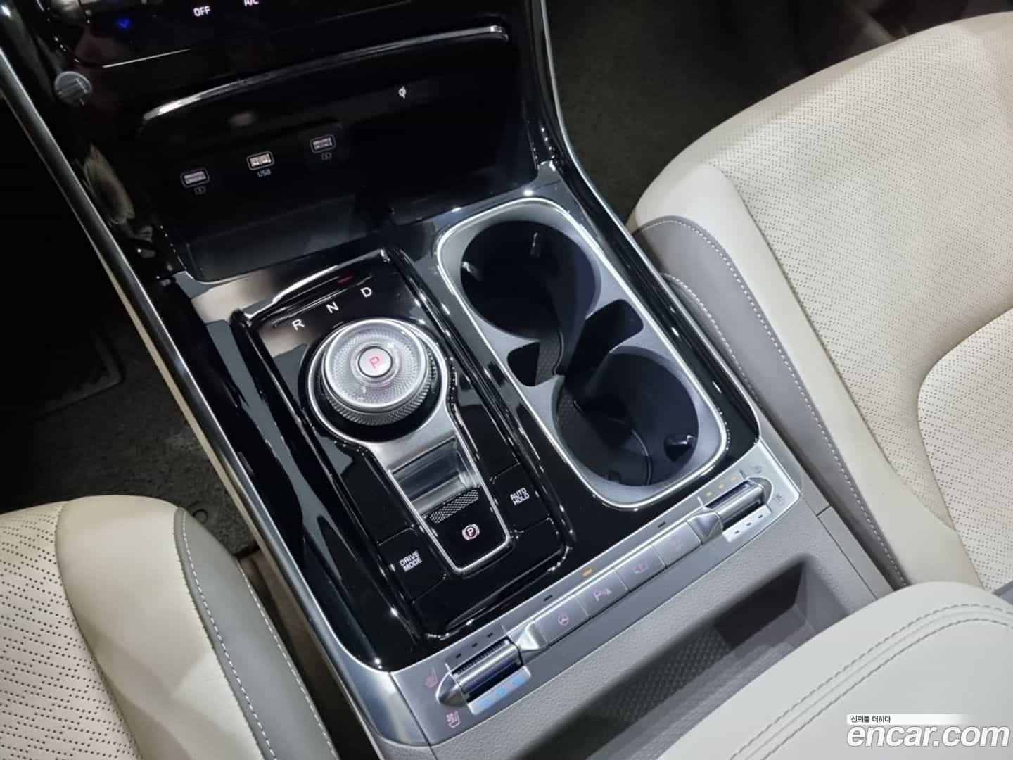 Canival Kia 2023.10-INNER-010