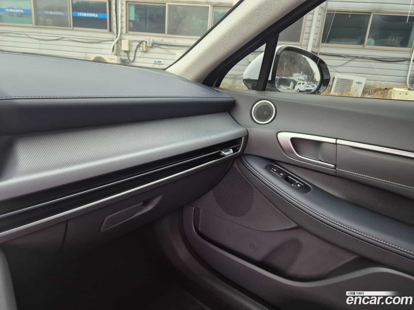 Sonata Hyundai 2025.2-INNER-010