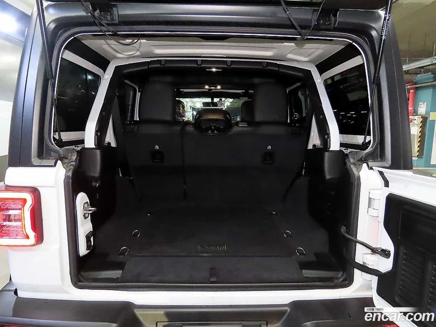 Wrangler Jeep 2021.4-OPTION-022