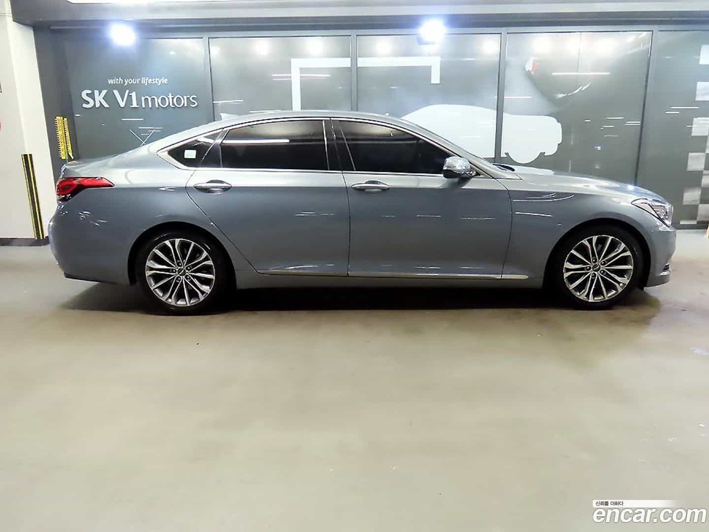 Genesis Hyundai 2014.1-OUTER-003