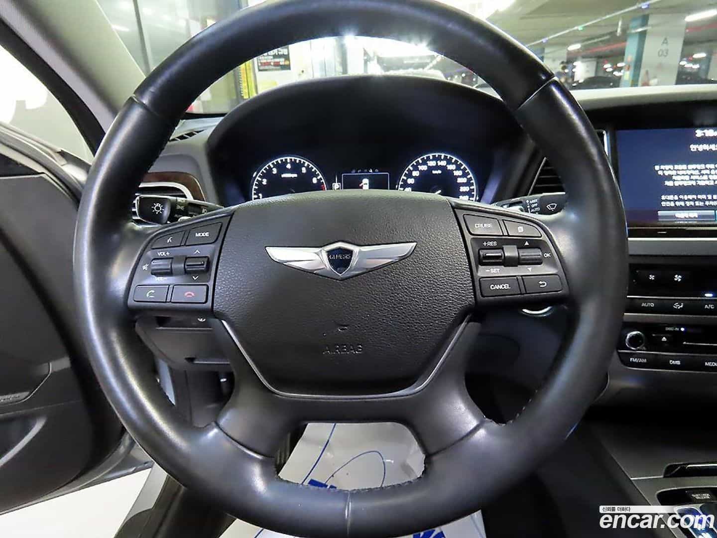 Genesis Hyundai 2014.1-INNER-008